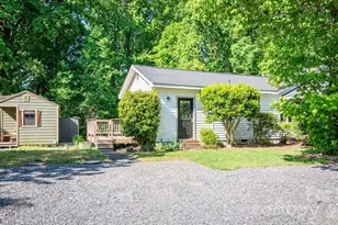 3828 Oakwood Rd, Charlotte, NC 28269 - Photo 7