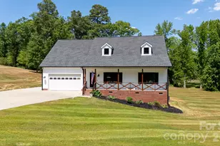 949 Jason Lyle Dr, Rock Hill, SC 29730 - Photo 1