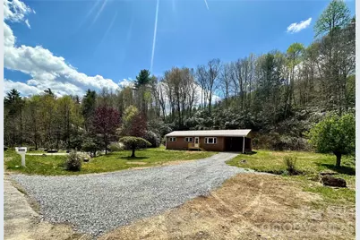 8855 Bugger Hollow Road, Newland, NC 28657 - Photo 25