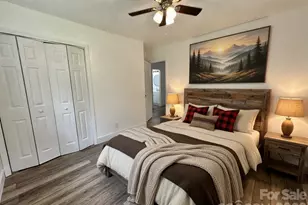 8855 Bugger Hollow Rd, Newland, NC 28657 - Photo 11