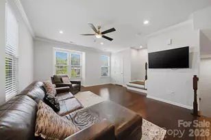 1221 Queen Lyon Ct, Charlotte, NC 28205 - Photo 23