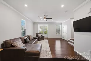 1221 Queen Lyon Ct, Charlotte, NC 28205 - Photo 25