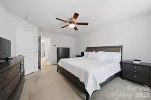 1221 Queen Lyon Ct, Charlotte, NC 28205 - Photo 29