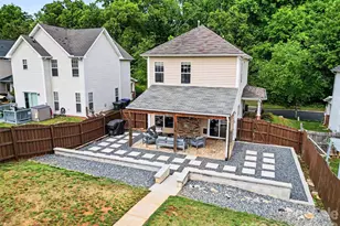 8007 Rolling Meadows Ln, Huntersville, NC 28078 - Photo 5