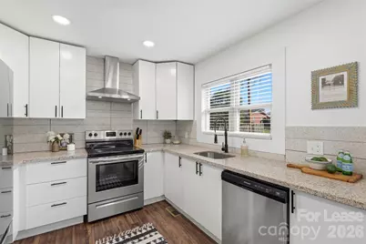 1642 Washington Avenue, Charlotte, NC 28216 - Photo 11