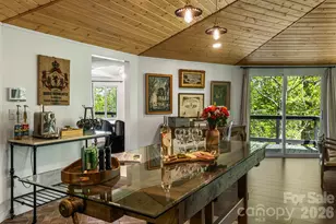 1 Patton Cir, Asheville, NC 28804 - Photo 17