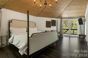 1 Patton Cir, Asheville, NC 28804 - Photo 5
