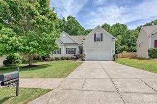 10234 Tintinhull Dr, Fort Mill, SC 29707 - Photo 29