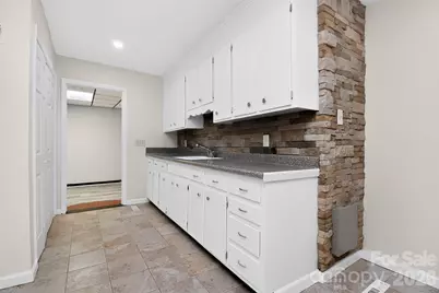 7007 Crossridge Road, Charlotte, NC 28214 - Photo 17