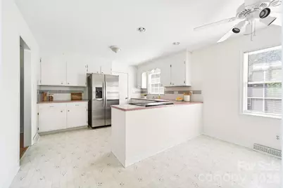 7516 Watercrest Road, Charlotte, NC 28210 - Photo 11