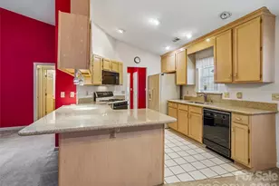 21 Heather Way, Candler, NC 28715 - Photo 11