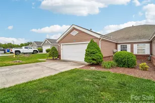 21 Heather Way, Candler, NC 28715 - Photo 3