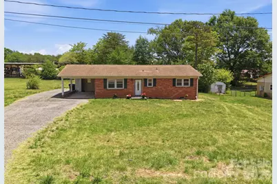 1910 26th Street NE, Hickory, NC 28601 - Photo 1