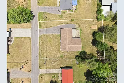 1910 26th Street NE, Hickory, NC 28601 - Photo 23