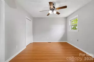 1910 26th St NE, Hickory, NC 28601 - Photo 15