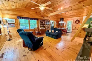 175 Cougar Ln, Whittier, NC 28789 - Photo 5