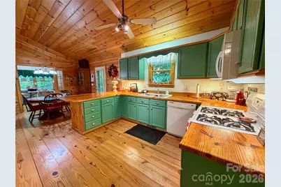 175 Cougar Lane, Whittier, NC 28789 - Photo 7