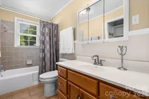 406 Swanson Dr SW, Lenoir, NC 28645 - Photo 17