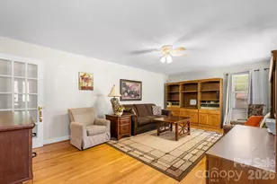 406 Swanson Dr SW, Lenoir, NC 28645 - Photo 7