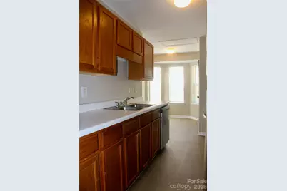 4621 Victory Lane, Charlotte, NC 28269 - Photo 5