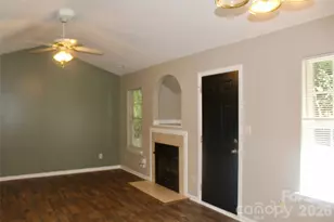 4621 Victory Ln, Charlotte, NC 28269 - Photo 11