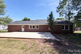 4395 Meadow Ln, Lincolnton, NC 28092 - Photo 5