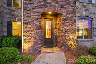 726 Lingfield Ln, Waxhaw, NC 28173 - Photo 7