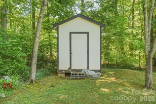 3823 Hickory Hwy, Statesville, NC 28677 - Photo 23