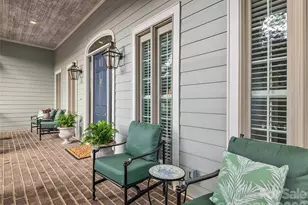 1403 Woodsong Dr, Hendersonville, NC 28791 - Photo 5
