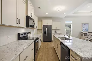 117 Canada Dr, Statesville, NC 28677 - Photo 9