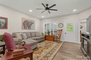 143 Carver St, Brevard, NC 28712 - Photo 11
