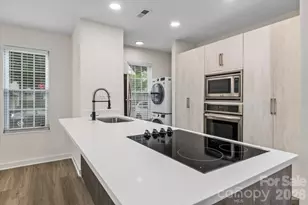 1525 Briar Creek Rd, Charlotte, NC 28205 - Photo 5