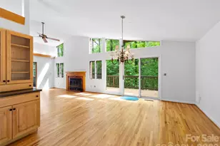 22 Delacy Dr, Hendersonville, NC 28739 - Photo 15