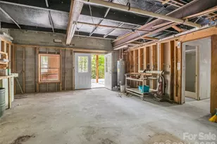 203 Rogat Rd, Hendersonville, NC 28792 - Photo 21