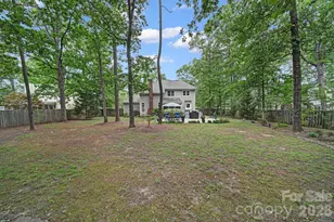 1109 Hawthorne Dr, Indian Trail, NC 28079 - Photo 25
