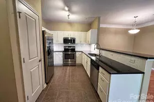 415 Appeldoorn Cir, Asheville, NC 28803 - Photo 5