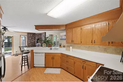 7040 Summer Place, Charlotte, NC 28213 - Photo 5