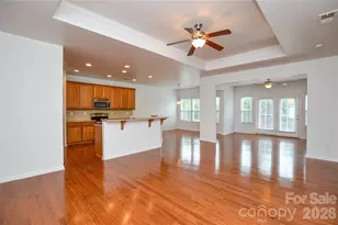 6720 Eastfield Park Dr, Charlotte, NC 28269 - Photo 9