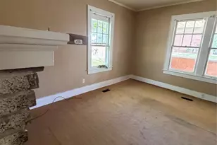 1101 E Pine St, Lincolnton, NC 28092 - Photo 5