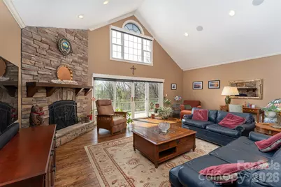 172 Sunny Ridge Road, Hendersonville, NC 28739 - Photo 17