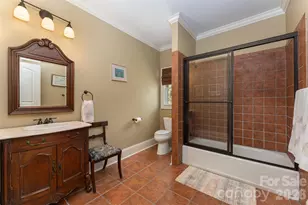 172 Sunny Ridge Rd, Hendersonville, NC 28739 - Photo 37