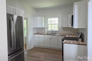 267 Beaverdam St, Canton, NC 28716 - Photo 13