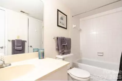 1050 21st Avenue Avenue NW #90, Hickory, NC 28604 - Photo 19