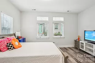 2242 Electric Ln, Charlotte, NC 28205 - Photo 17