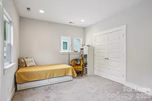 2242 Electric Ln, Charlotte, NC 28205 - Photo 33