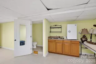 1818 Hickory Blvd SW, Lenoir, NC 28645 - Photo 27
