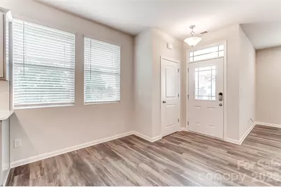 3812 Cheyney Park Drive, Charlotte, NC 28269 - Photo 19