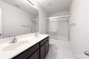 3915 Frank Vance Rd, Charlotte, NC 28216 - Photo 15