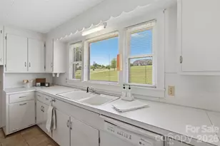 3600 Liledoun Rd, Taylorsville, NC 28681 - Photo 15