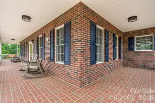 7008 Peyronel St, Connelly Springs, NC 28612 - Photo 33